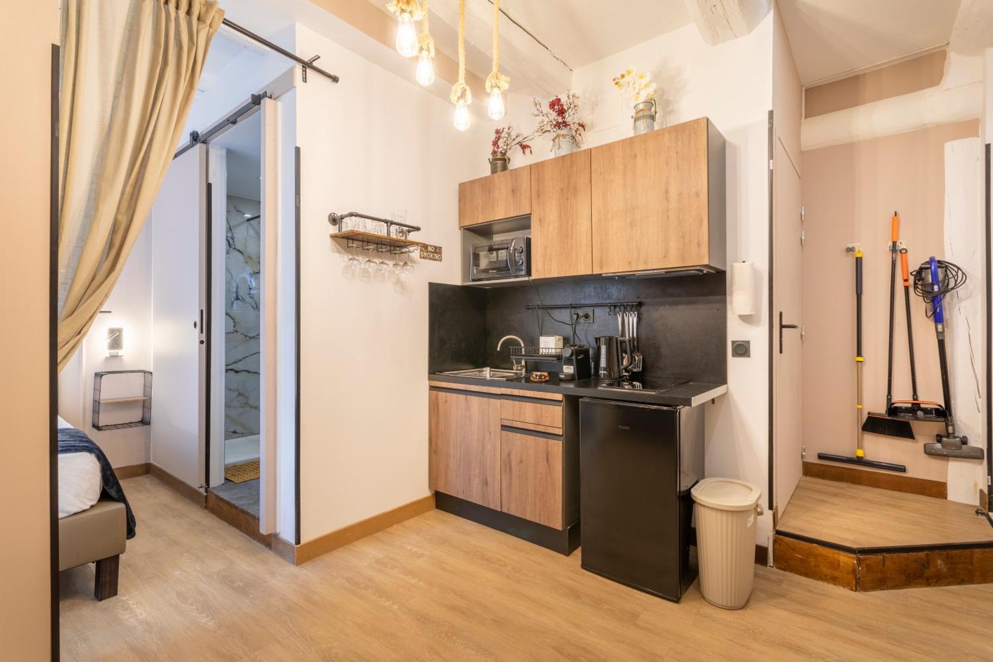 Adira Marseille Panier 2 Etoiles Apartment Exterior photo